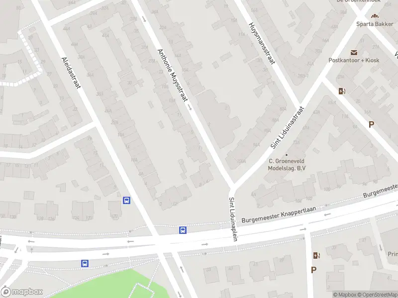 Ambulance met grote spoed naar de Anthonie Muysstraat in Schiedam