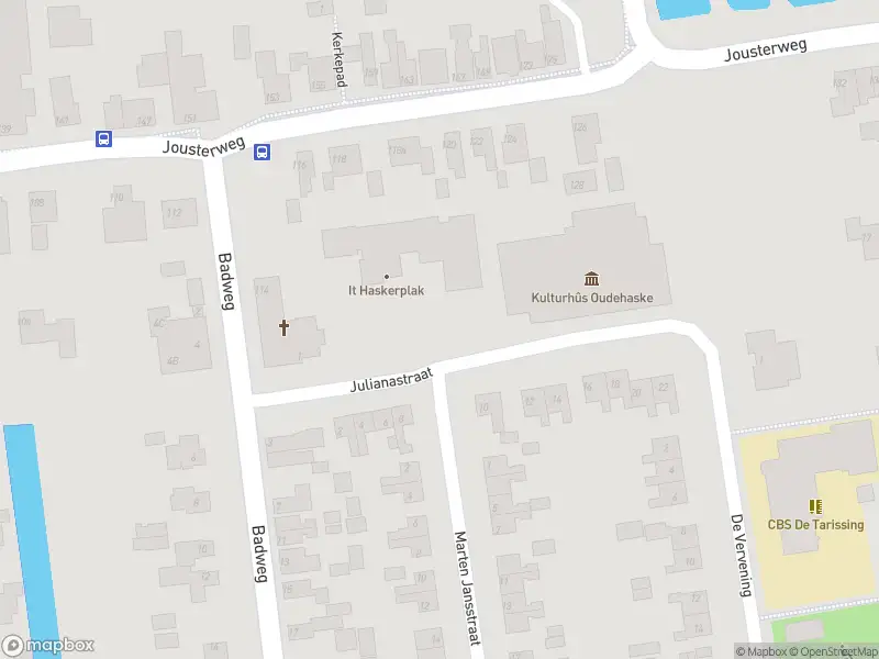 Brandweer met gepaste spoed naar de Julianastraat in Oudehaske