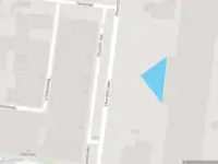 Brandweer met grote spoed naar de Churchill-laan in Helmond vanwege voertuigbrand