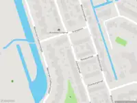 Ambulance met gepaste spoed naar de Julianastraat in Langerak