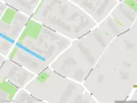 Ambulance en brandweer met grote spoed naar de Amaryllislaan in Bennebroek vanwege gebouwbrand