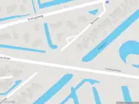 Ambulance met grote spoed naar de Bermweg in Capelle aan den IJssel