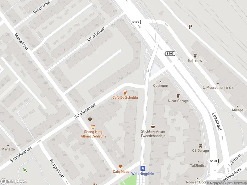 Ambulance met grote spoed naar de Scheldeplein in 's-Gravenhage