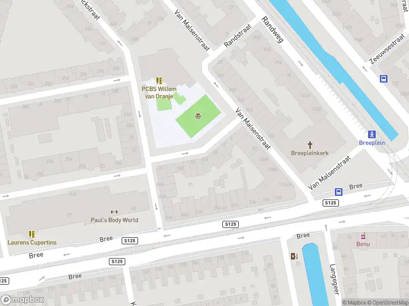 Ambulance met grote spoed naar de Janne Bouwensstraat in Rotterdam