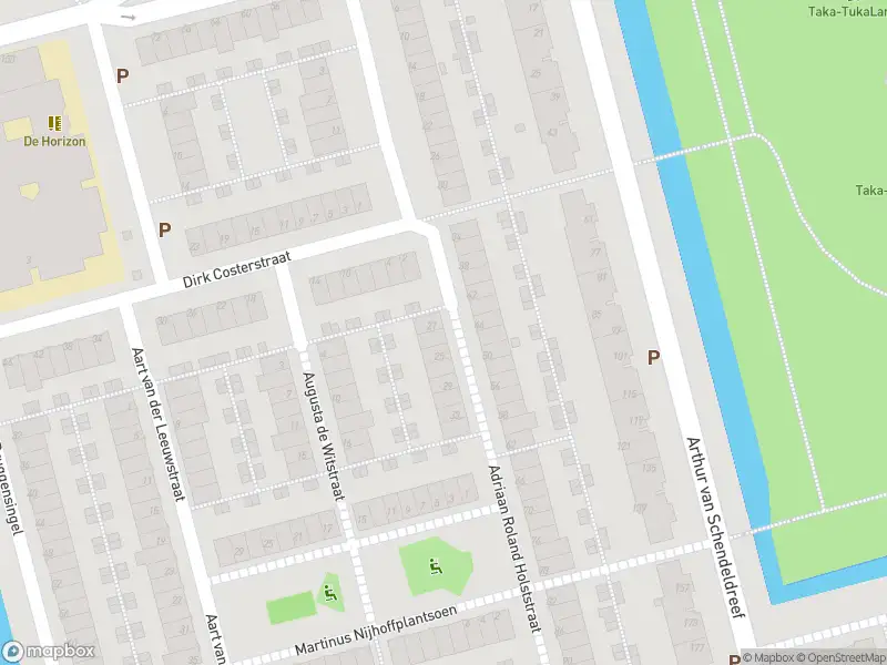 Ambulance met gepaste spoed naar de Adriaan Roland Holststraat in Rotterdam