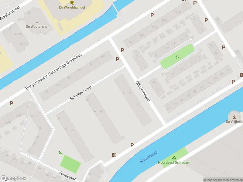 Ambulance met grote spoed naar de Schuttersveld in Schiedam