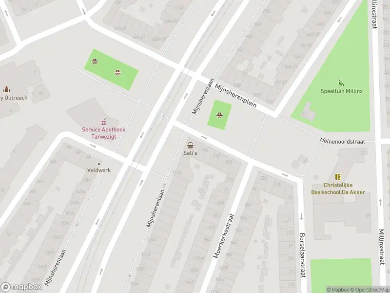 Ambulance met gepaste spoed naar de Mijnsherenplein in Rotterdam