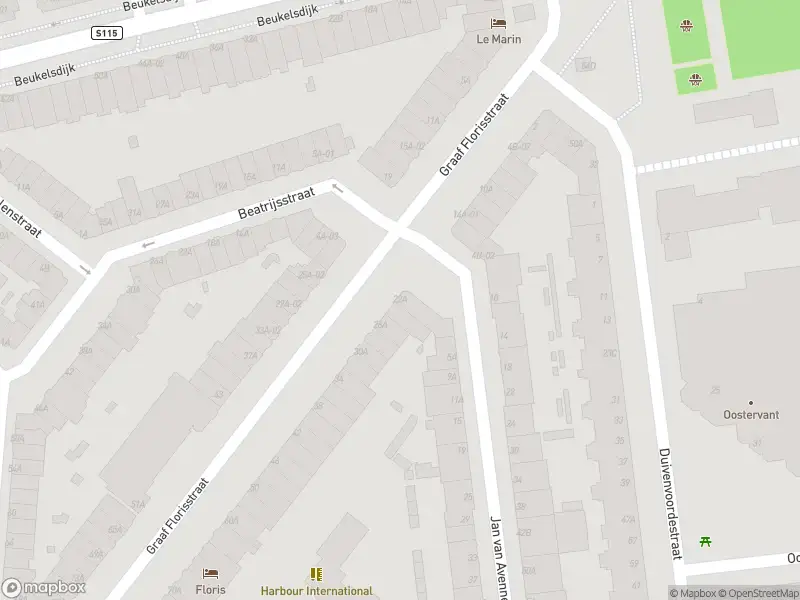 Ambulance met gepaste spoed naar de Graaf Florisstraat in Rotterdam