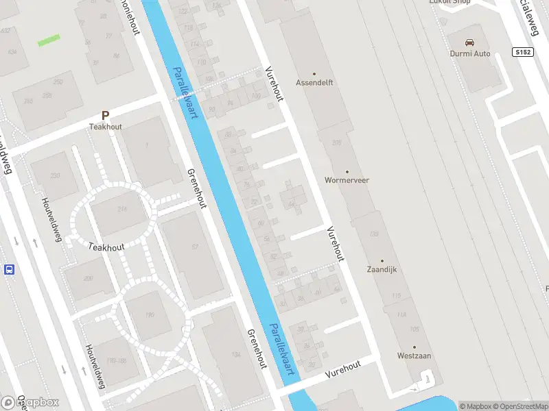 Ambulance met gepaste spoed naar de Vurehout in Zaandam