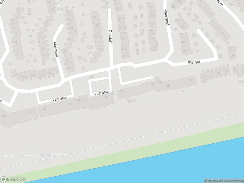 Ambulance met grote spoed naar de Vaargeul in Hellevoetsluis