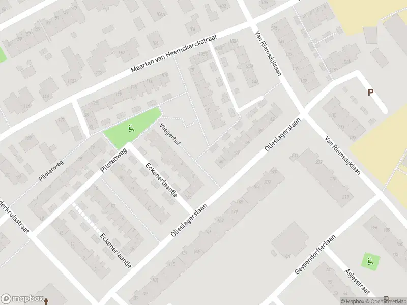 Brandweer met gepaste spoed naar de Vliegerhof in Beverwijk