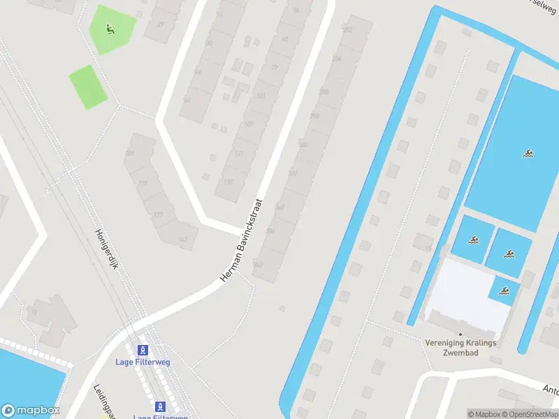 Ambulance met grote spoed naar de Herman Bavinckstraat in Rotterdam