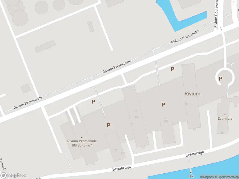 Ambulance met gepaste spoed naar de Rivium Promenade in Capelle aan den IJssel