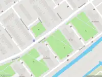 Ambulance met grote spoed naar de De Linde in Nieuwerkerk aan den IJssel