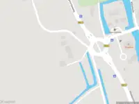 Politie naar de Nieuwpoortseweg in Groot-Ammers vanwege ongeval met letsel