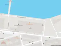 Ambulance met grote spoed naar de Nico Koomanskade in Rotterdam