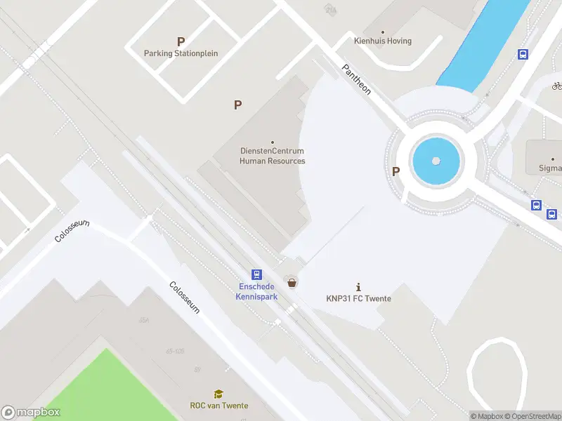 Brandweer met gepaste spoed naar de Forum in Enschede