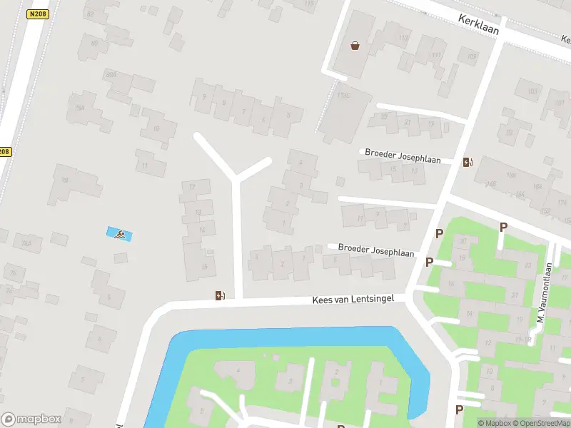 Ambulance met grote spoed naar de L. van Wijkplein in Heemstede