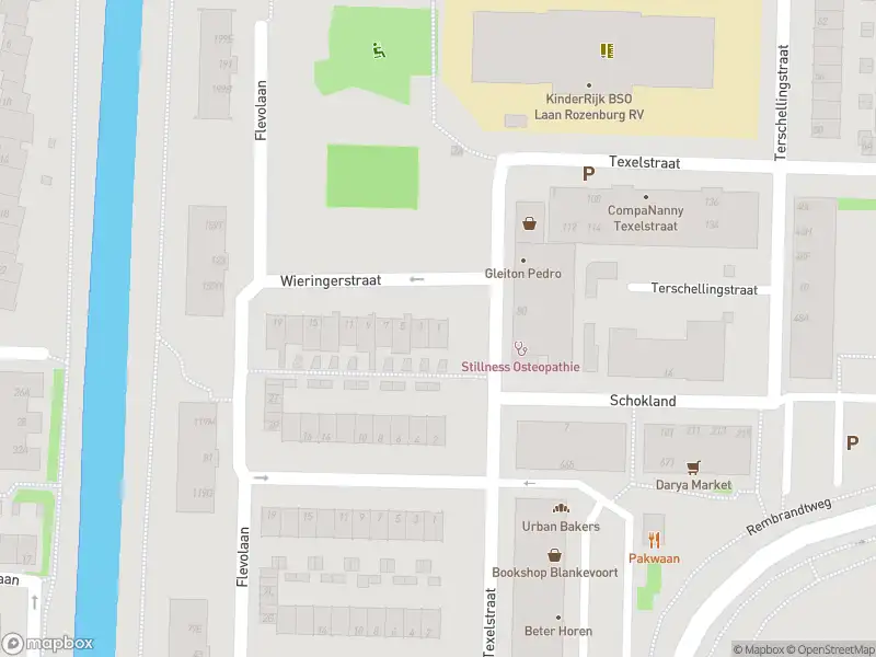 Ambulance met grote spoed naar de Wieringerstraat in Amstelveen