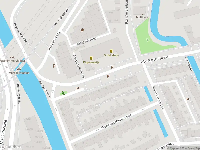 Brandweer met grote spoed naar de Gabriël Metzustraat in Leiden vanwege waarnemen gaslucht