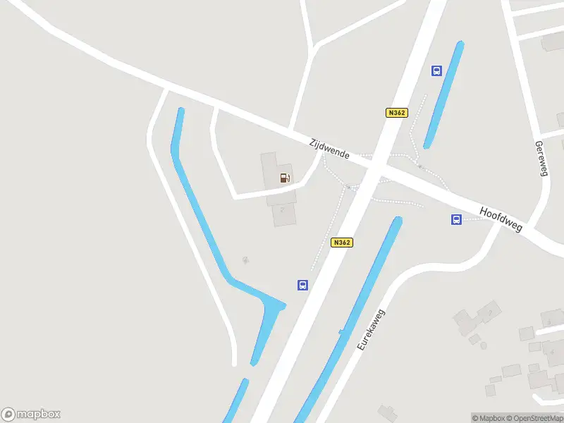 Ambulance en brandweer met gepaste spoed naar de Zijdwende in Midwolda vanwege een buitenbrand