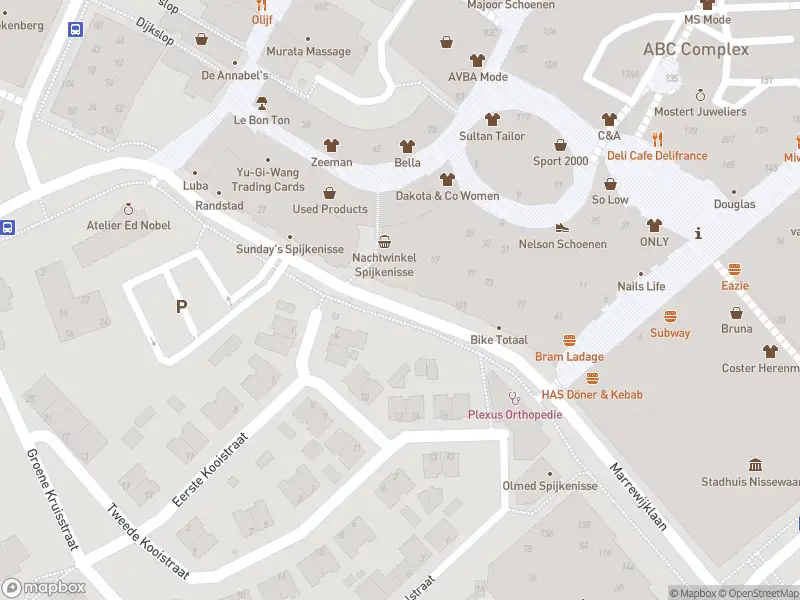 Ambulance met gepaste spoed naar de Marrewijklaan in Spijkenisse