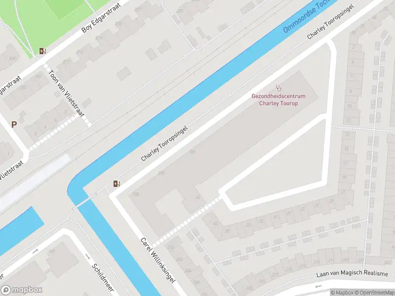 Ambulance met grote spoed naar de Charley Tooropsingel in Rotterdam