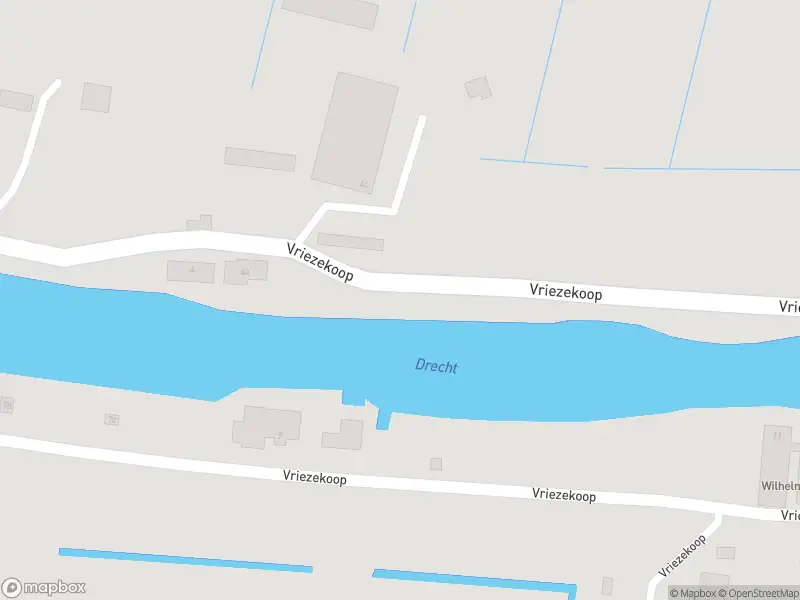 Ambulance met gepaste spoed naar de Kerklaan in Leimuiden