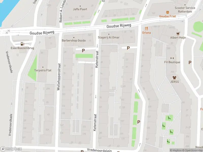 Ambulance met grote spoed naar de Ketenstraat in Rotterdam