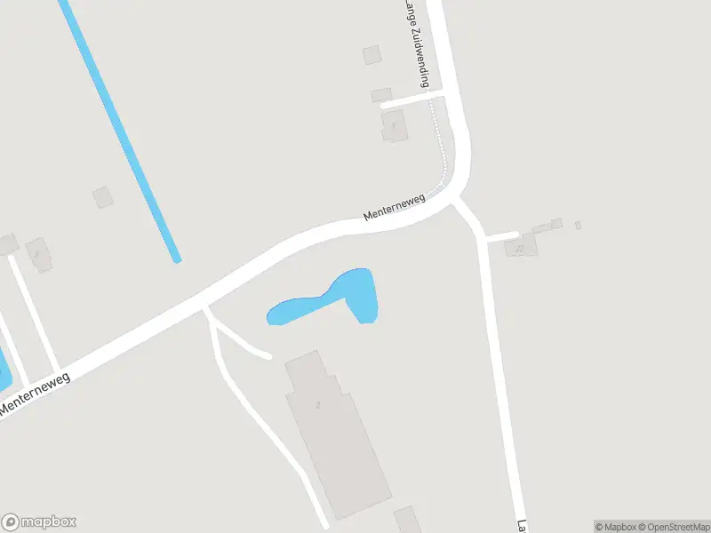 Ambulance en brandweer met gepaste spoed naar de Menterneweg in Midwolda