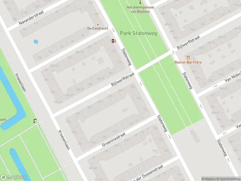 Ambulance met gepaste spoed naar de Bijlwerffstraat in Rotterdam