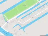 Ambulance met grote spoed naar de Vinkenslag in De Hoef