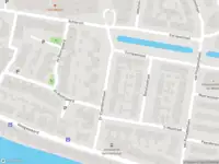 Ambulance met grote spoed naar de Europasingel in Koudekerk aan den Rijn