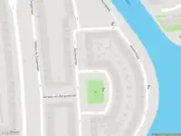 Ambulance met gepaste spoed naar de Geuzenstraat in Amsterdam