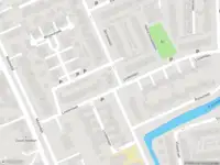 Ambulance met grote spoed naar de Berkenlaan in Klaaswaal