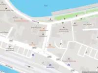 Ambulance met grote spoed naar de Stationsstraat in Wormerveer