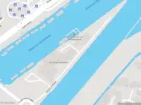 Ambulance met grote spoed naar de Kleine Landtong in Gorinchem