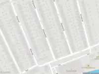 Ambulance met grote spoed naar de Wilgeweerd in Rotterdam