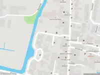 Ambulance met grote spoed naar de Polderkade in Waddinxveen