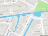 Ambulance met grote spoed naar de Weegbree in Alblasserdam