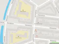 Ambulance met grote spoed naar de Bilderdijkstraat in Rotterdam