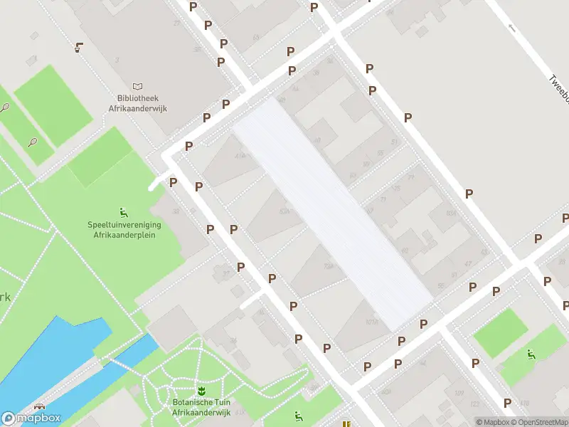 Ambulance met grote spoed naar de Christiaan de Wetstraat in Rotterdam