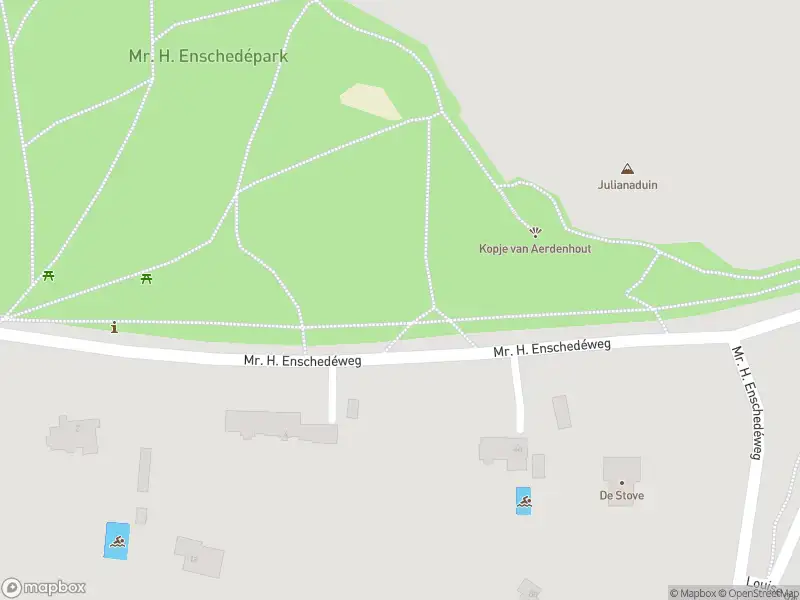 Ambulance met gepaste spoed naar de Parkweg in Bloemendaal