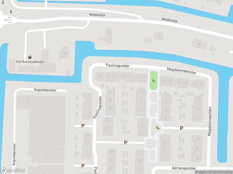 Ambulance met grote spoed naar de Paulinapolder in Barendrecht