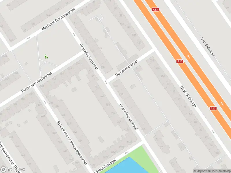 Ambulance met grote spoed naar de Graswinckelstraat in Rotterdam