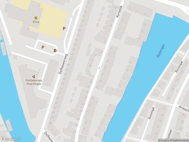 Ambulance met gepaste spoed naar de Kortedijk in Vlaardingen