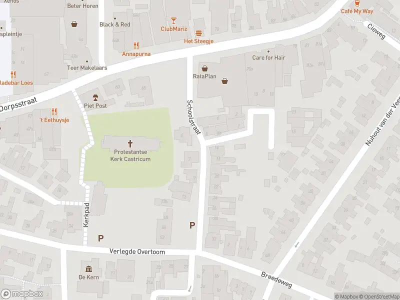 Ambulance met grote spoed naar de Schoolstraat in Castricum