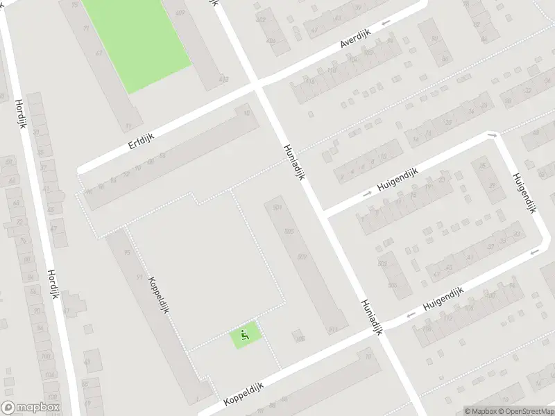 Ambulance met grote spoed naar de Huniadijk in Rotterdam