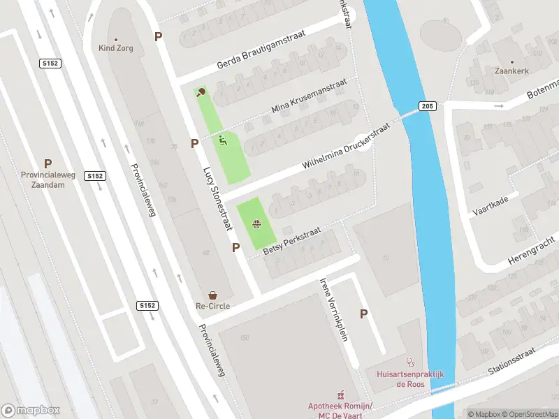 Ambulance met gepaste spoed naar de Wilhelmina Druckerstraat in Zaandam