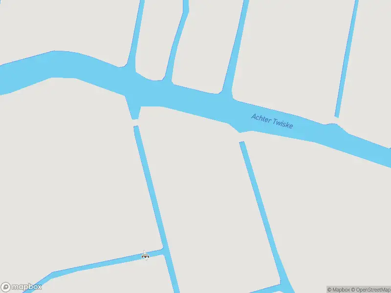 Ambulance met grote spoed naar de Dorpsweg Ransdorp in Amsterdam